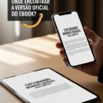 Capa dura de Bíblia Sagrada Letra Gigante com harpa, palavras de Jesus destacadas em vermelho e índice lateral, vista aberta sobre mesa de madeira.