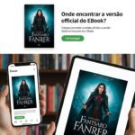Kit pocket de Baralho Cigano de André Mantovanni com livro aberto e 36 cartas coloridas sobre mesa de madeira
