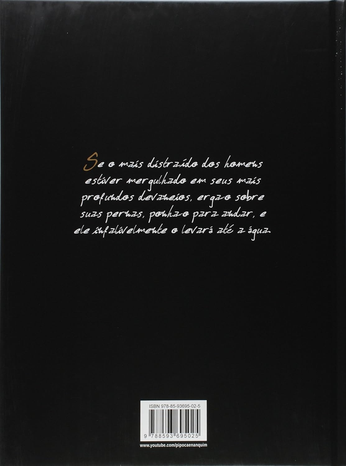 Moby Dick — Christophe Chabouté, adaptação épica e visualmente impressionante 1 Capa dura de Moby Dick adaptada por Christophe Chabouté, mostrando o capitão Ahab perseguindo o cachalote branco