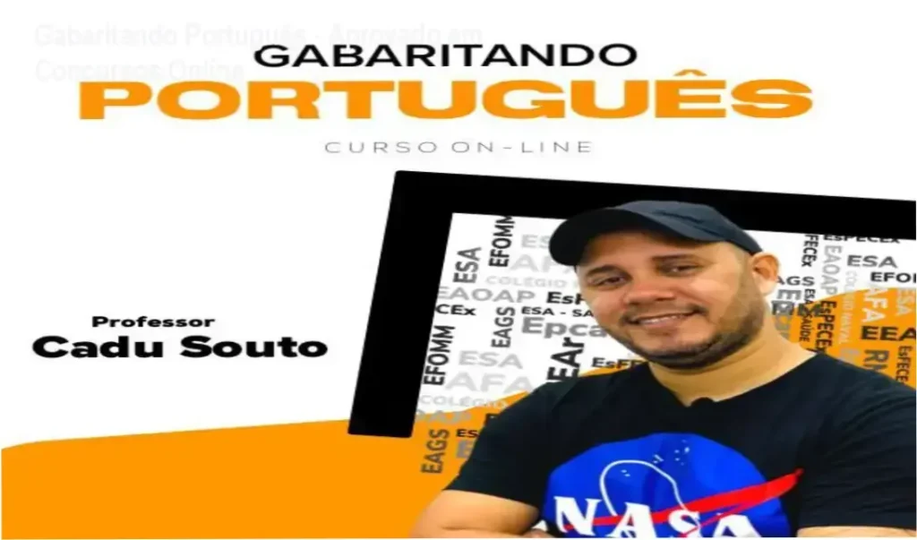 Aluno estudando gramática portuguesa usando celular em ambiente escolar.