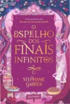 Capa do eBook O Espelho dos Finais Infinitos de Stephanie Garber em dispositivo digital